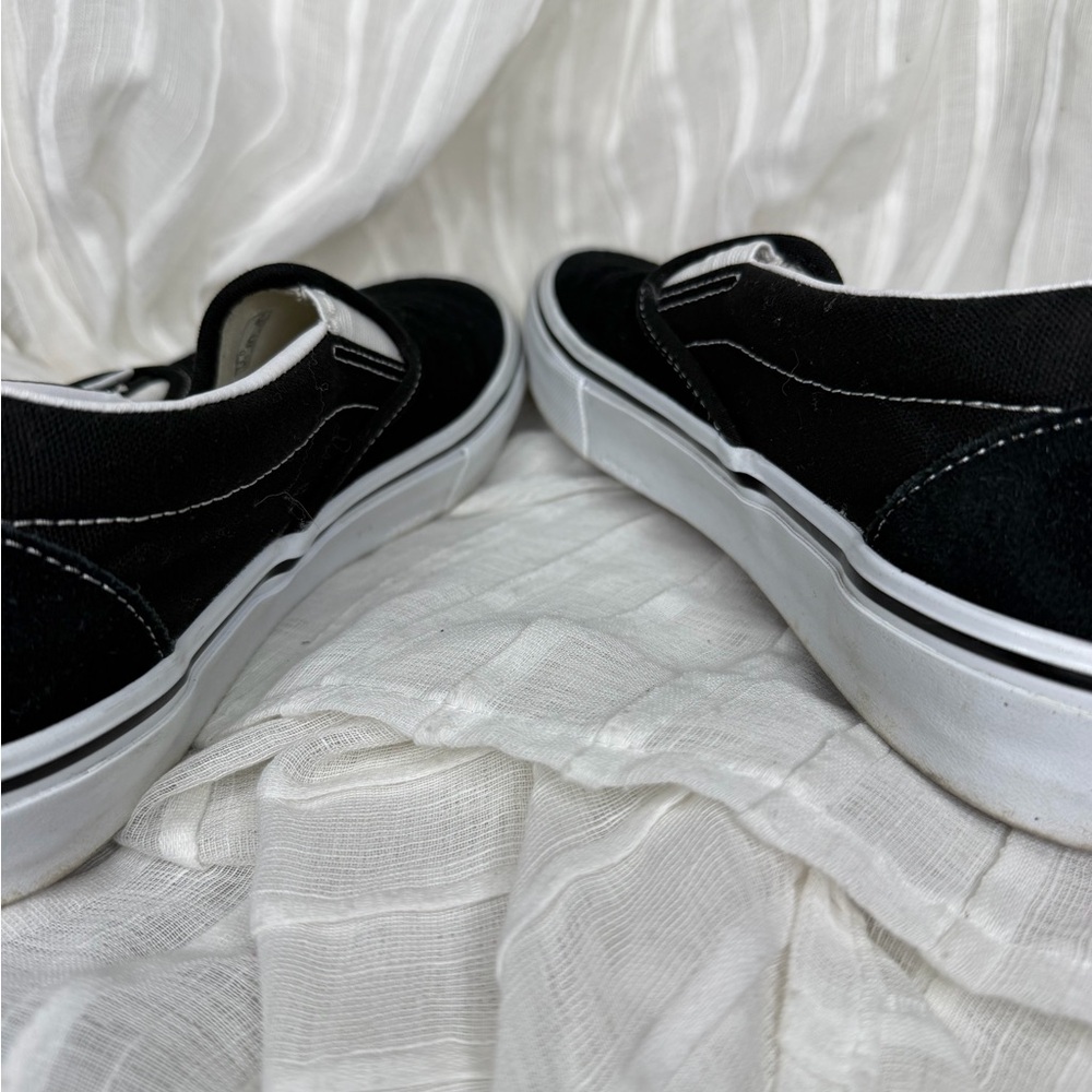 Vans Classic Skate Slip On Shoe • Black & White - Picture 6 of 6